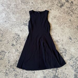 Forever 21 Classic Sleeveless Dress